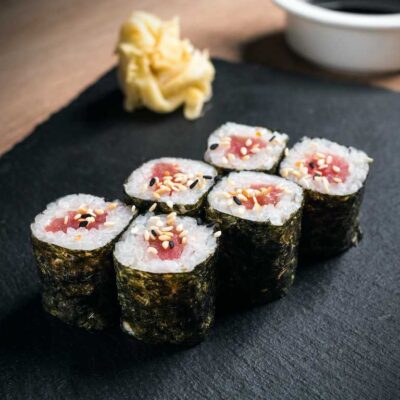 Макі з тунцем